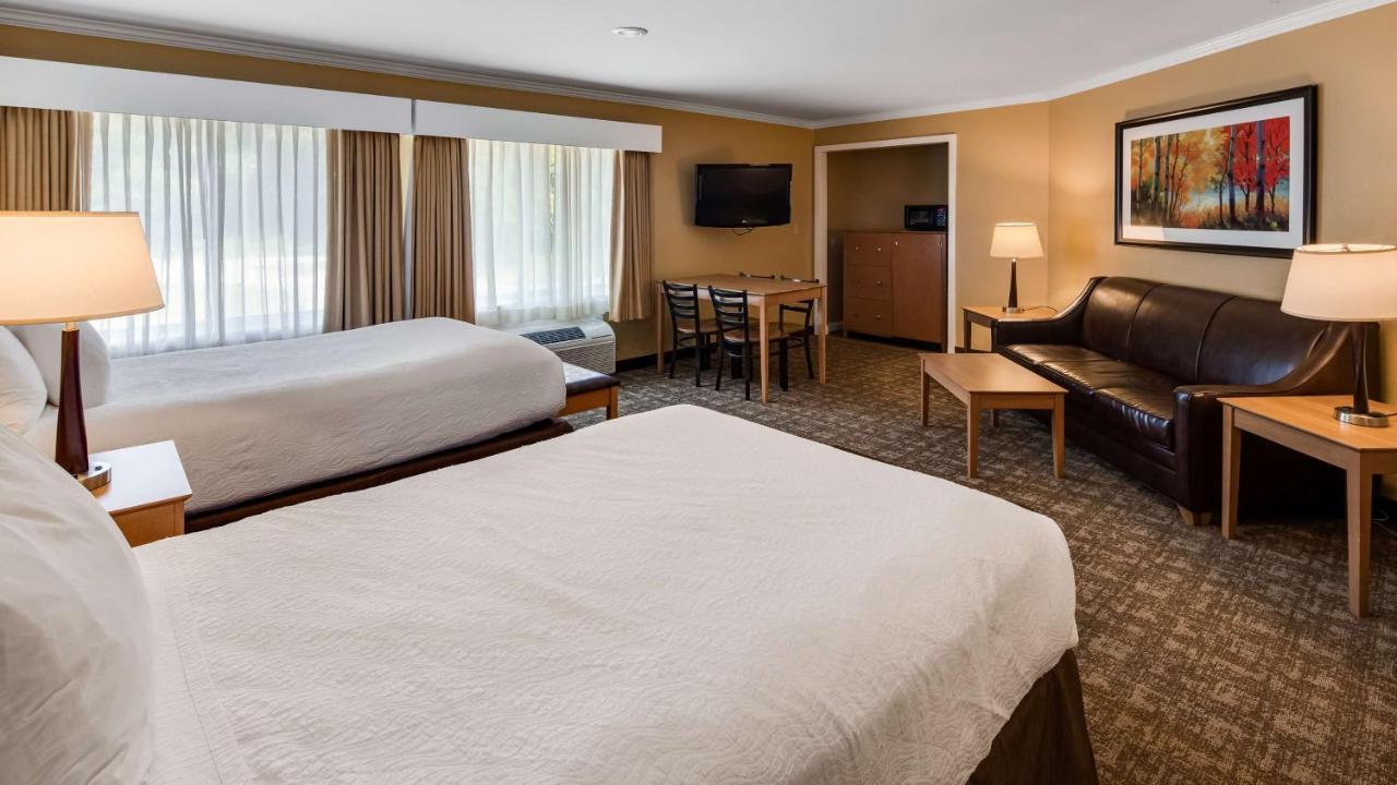 Best Western Plus Windjammer Inn & Conference Center Burlington Kültér fotó