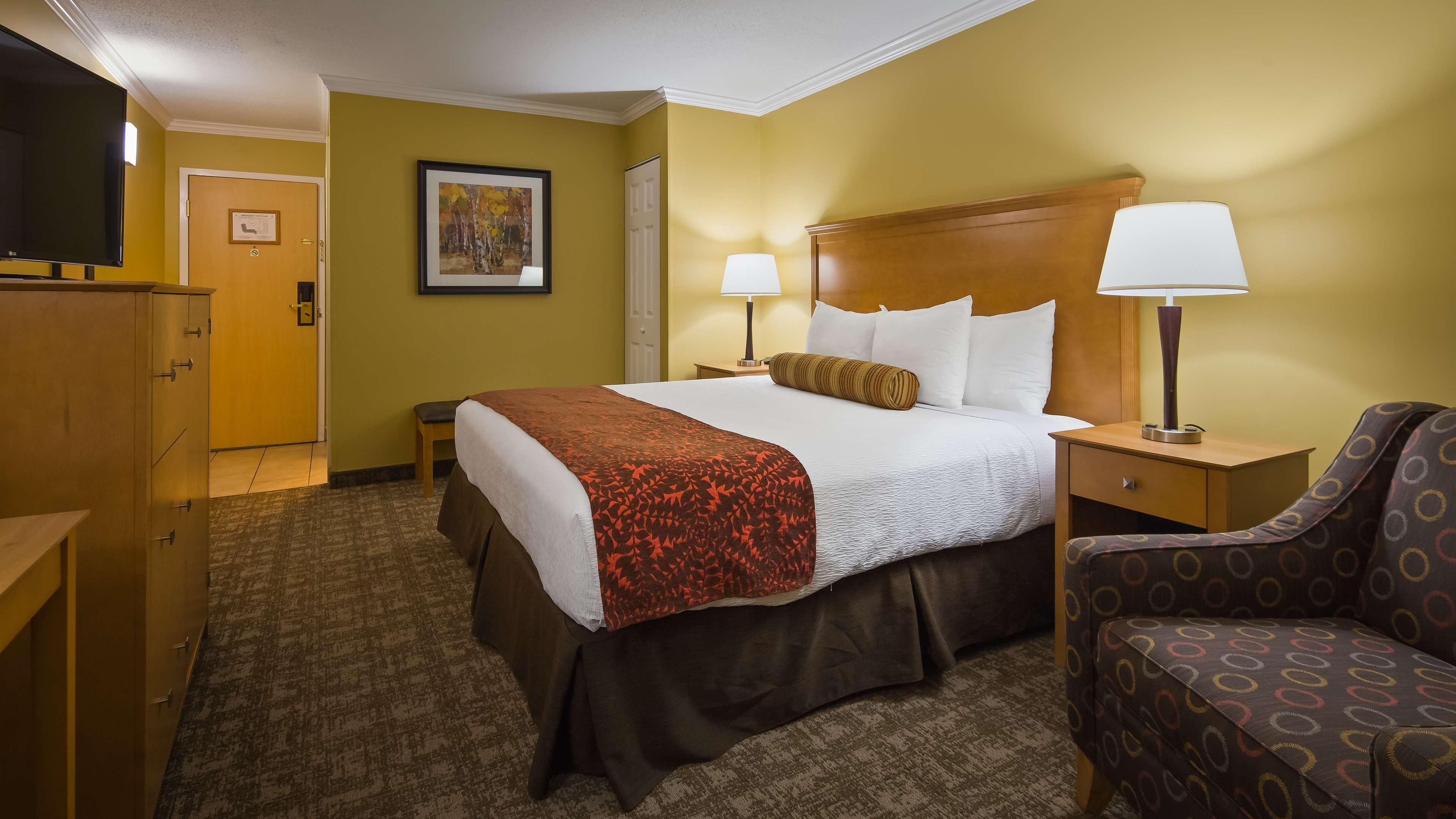 Best Western Plus Windjammer Inn & Conference Center Burlington Kültér fotó