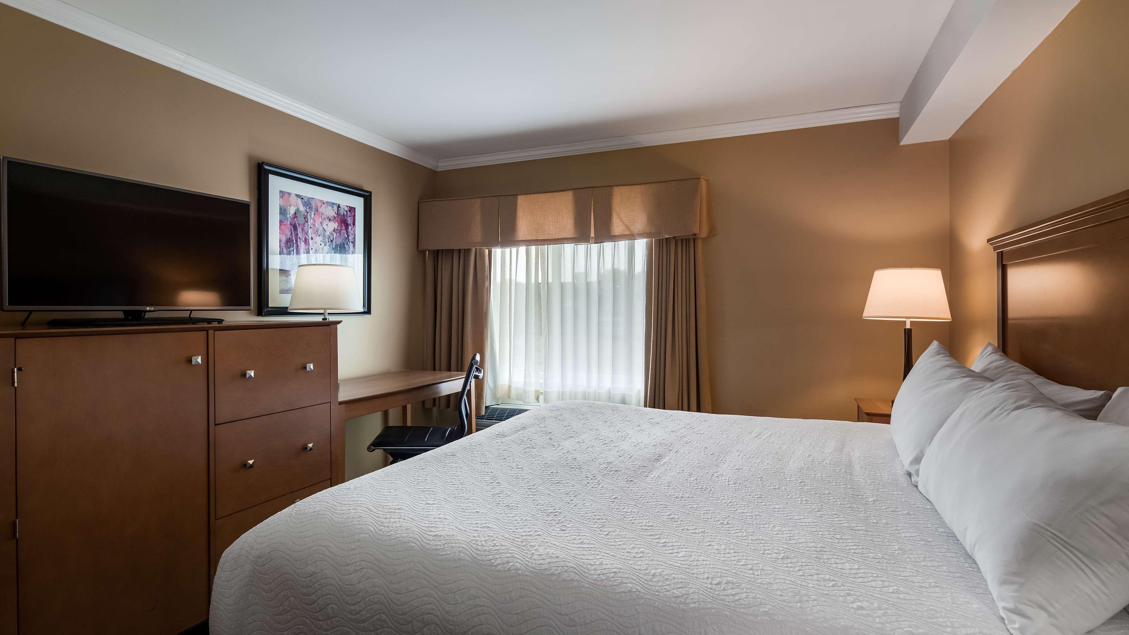 Best Western Plus Windjammer Inn & Conference Center Burlington Kültér fotó