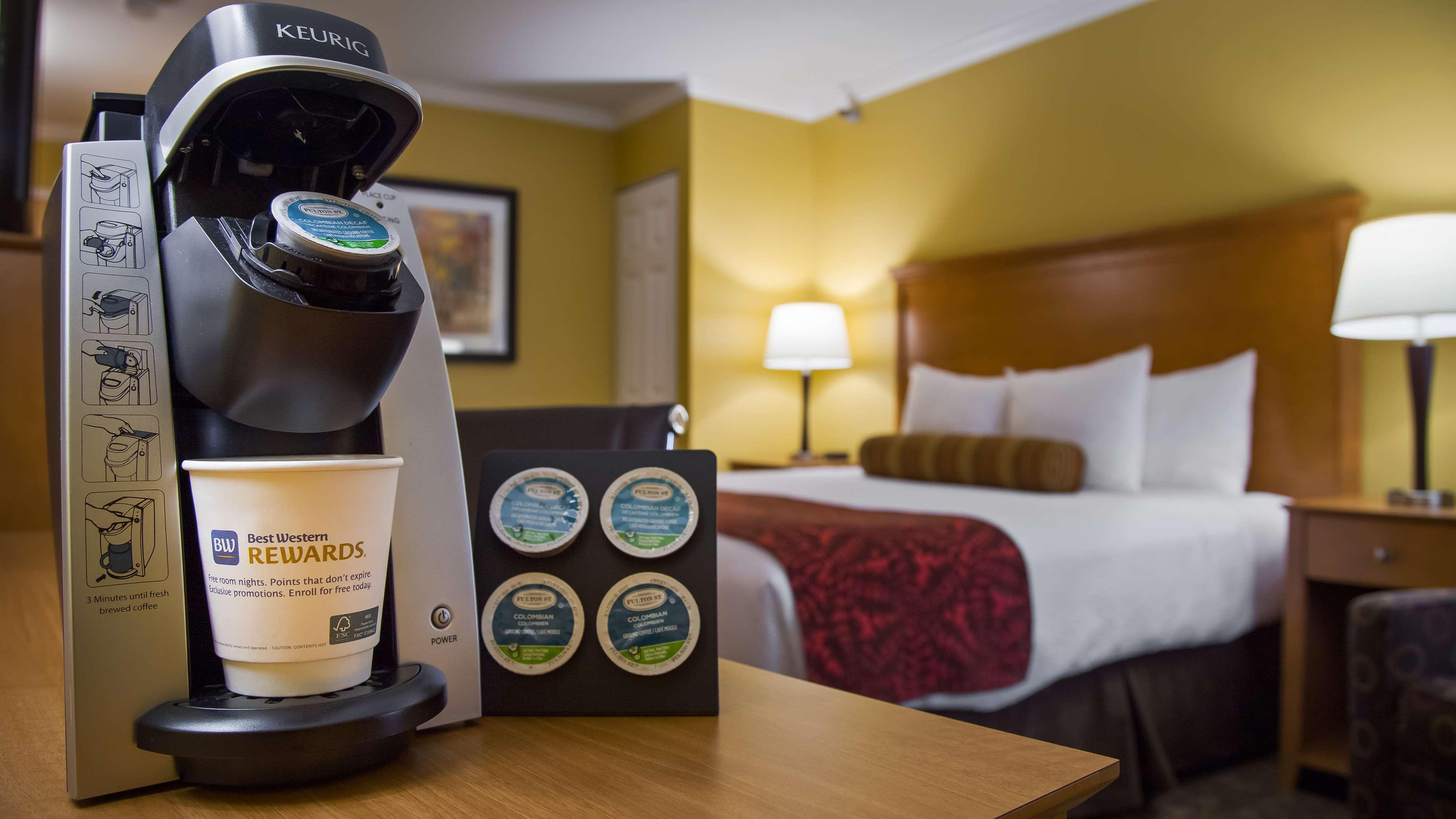 Best Western Plus Windjammer Inn & Conference Center Burlington Kültér fotó
