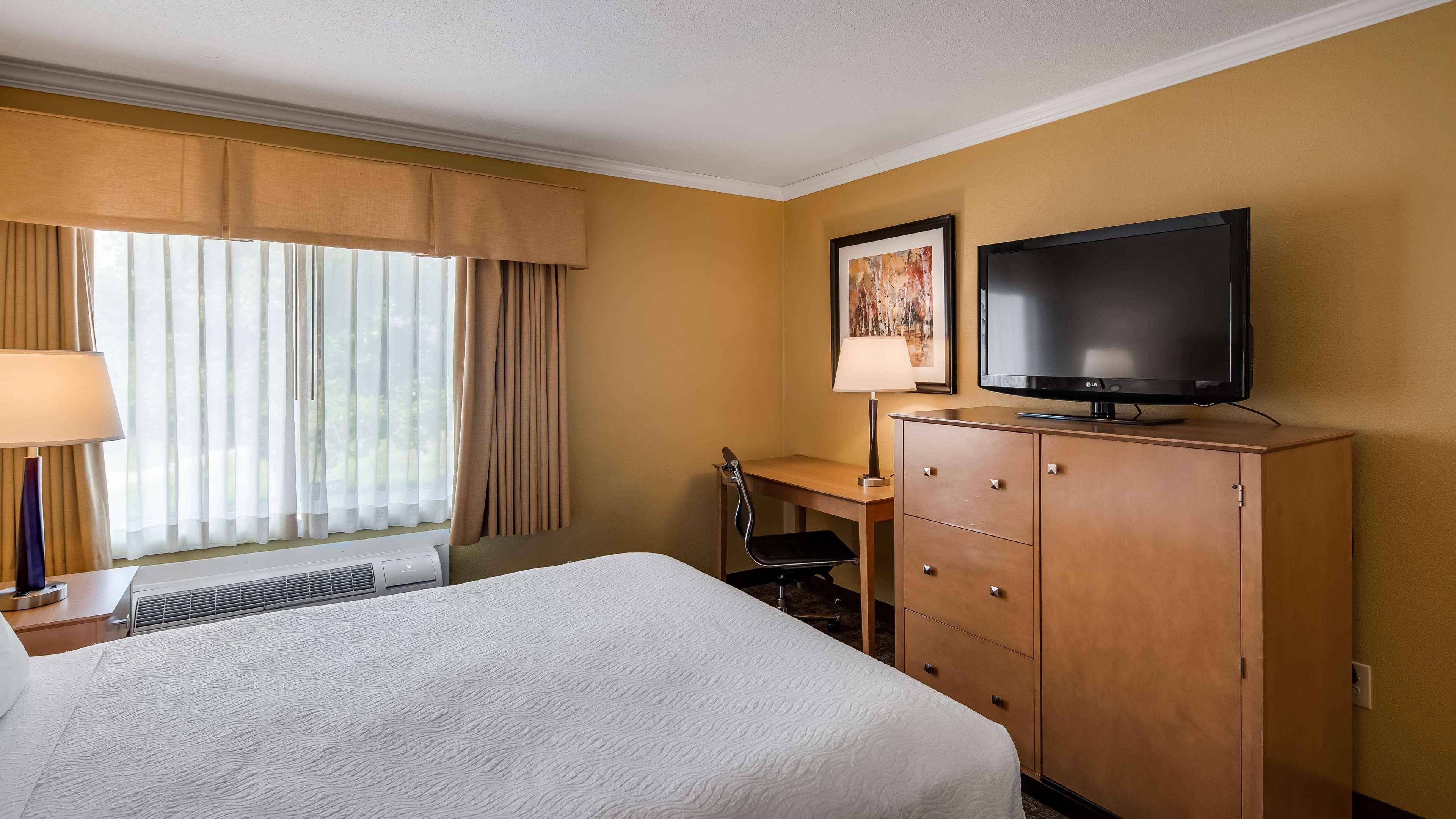 Best Western Plus Windjammer Inn & Conference Center Burlington Kültér fotó