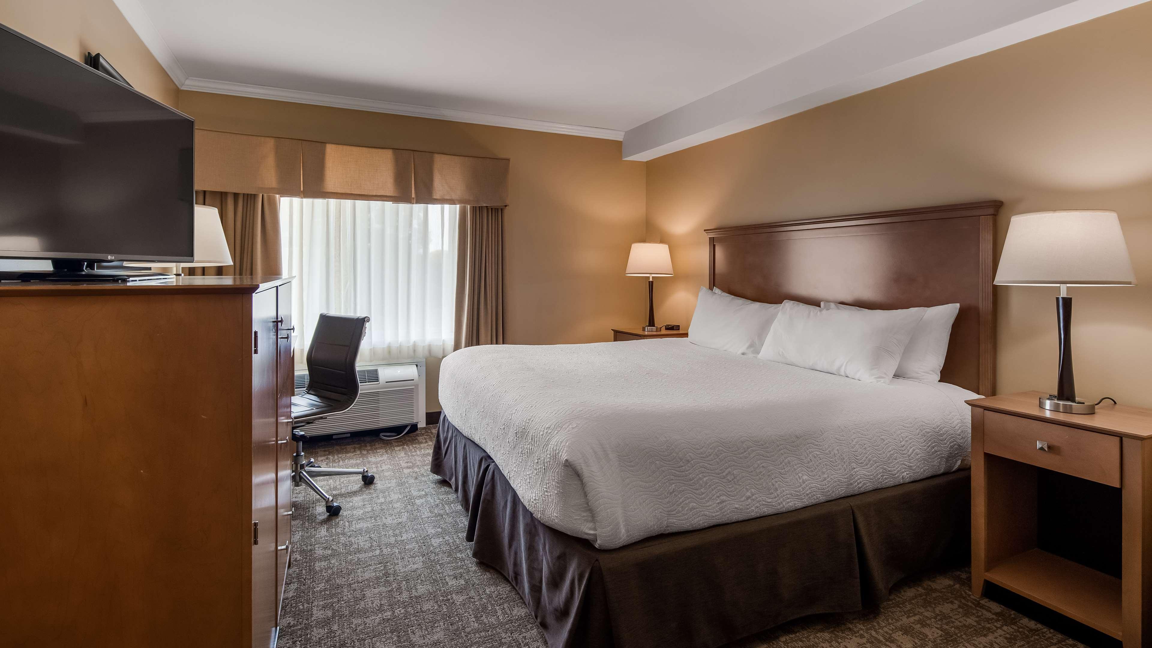 Best Western Plus Windjammer Inn & Conference Center Burlington Kültér fotó