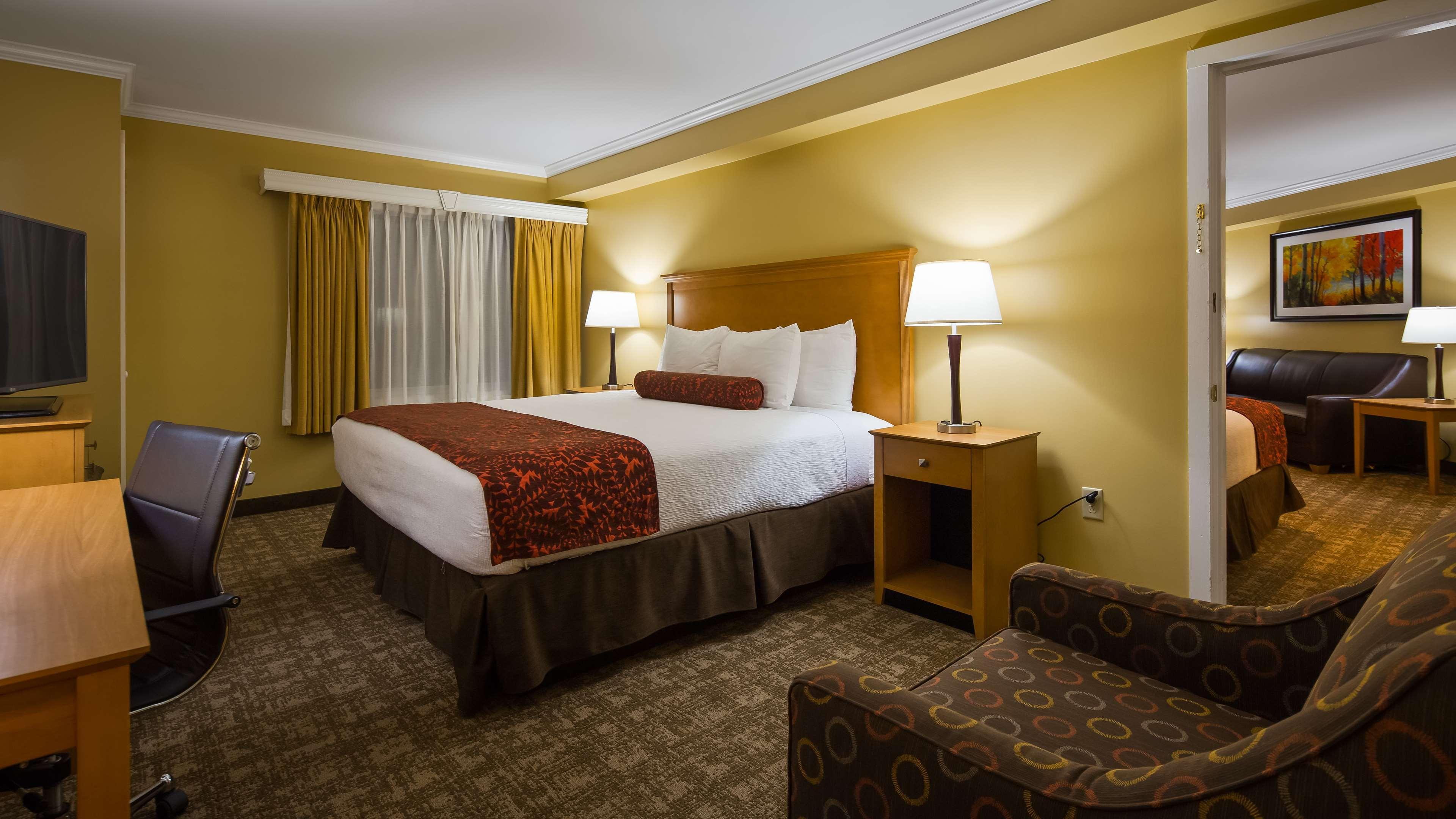 Best Western Plus Windjammer Inn & Conference Center Burlington Kültér fotó