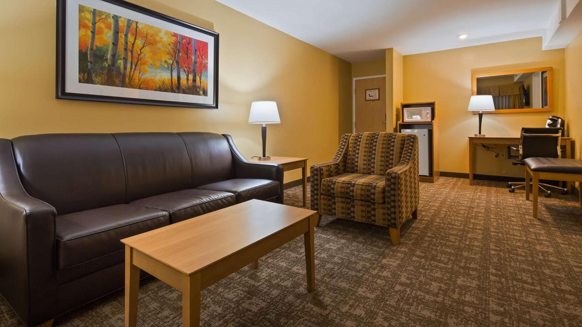 Best Western Plus Windjammer Inn & Conference Center Burlington Kültér fotó