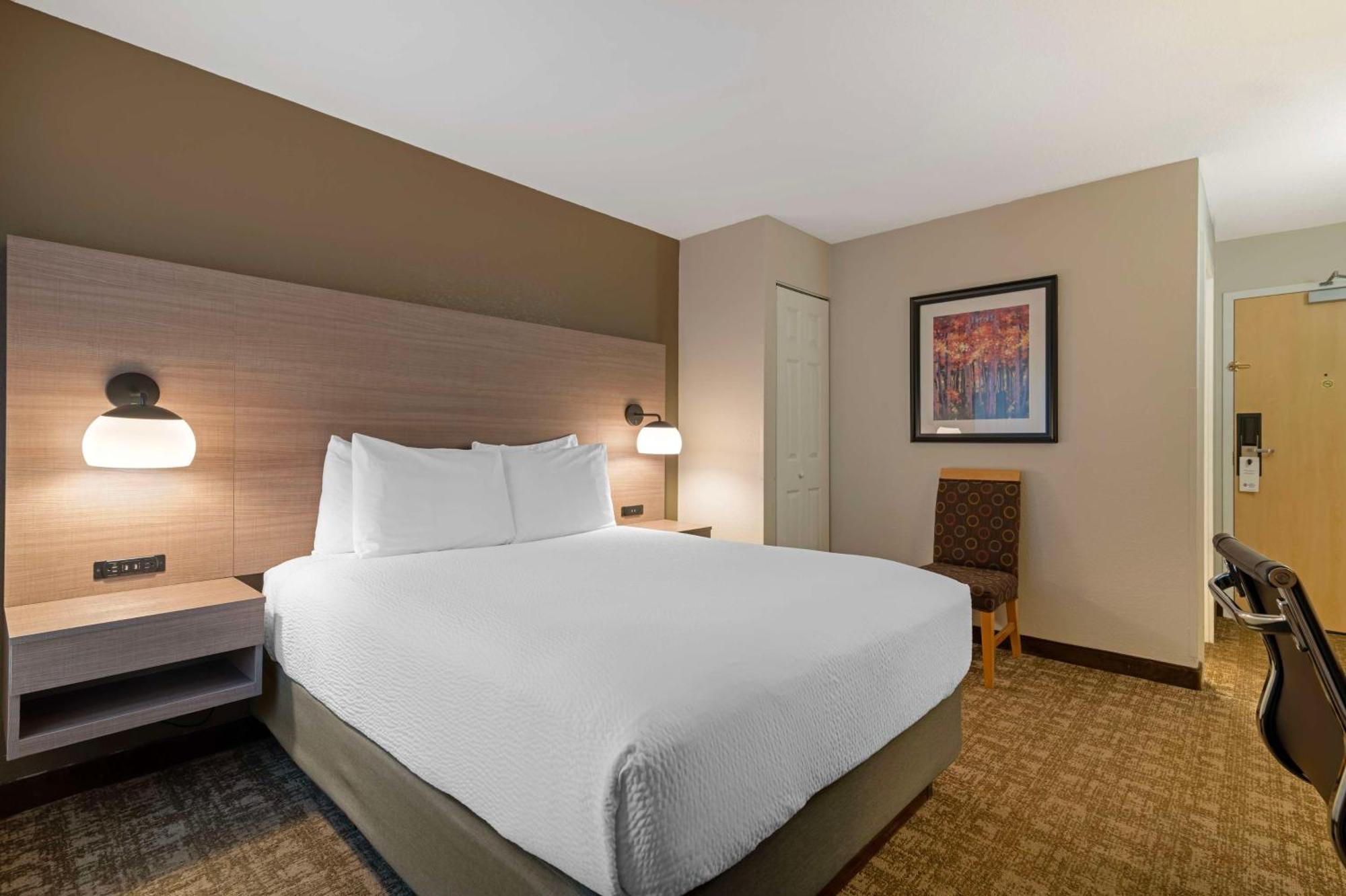 Best Western Plus Windjammer Inn & Conference Center Burlington Kültér fotó