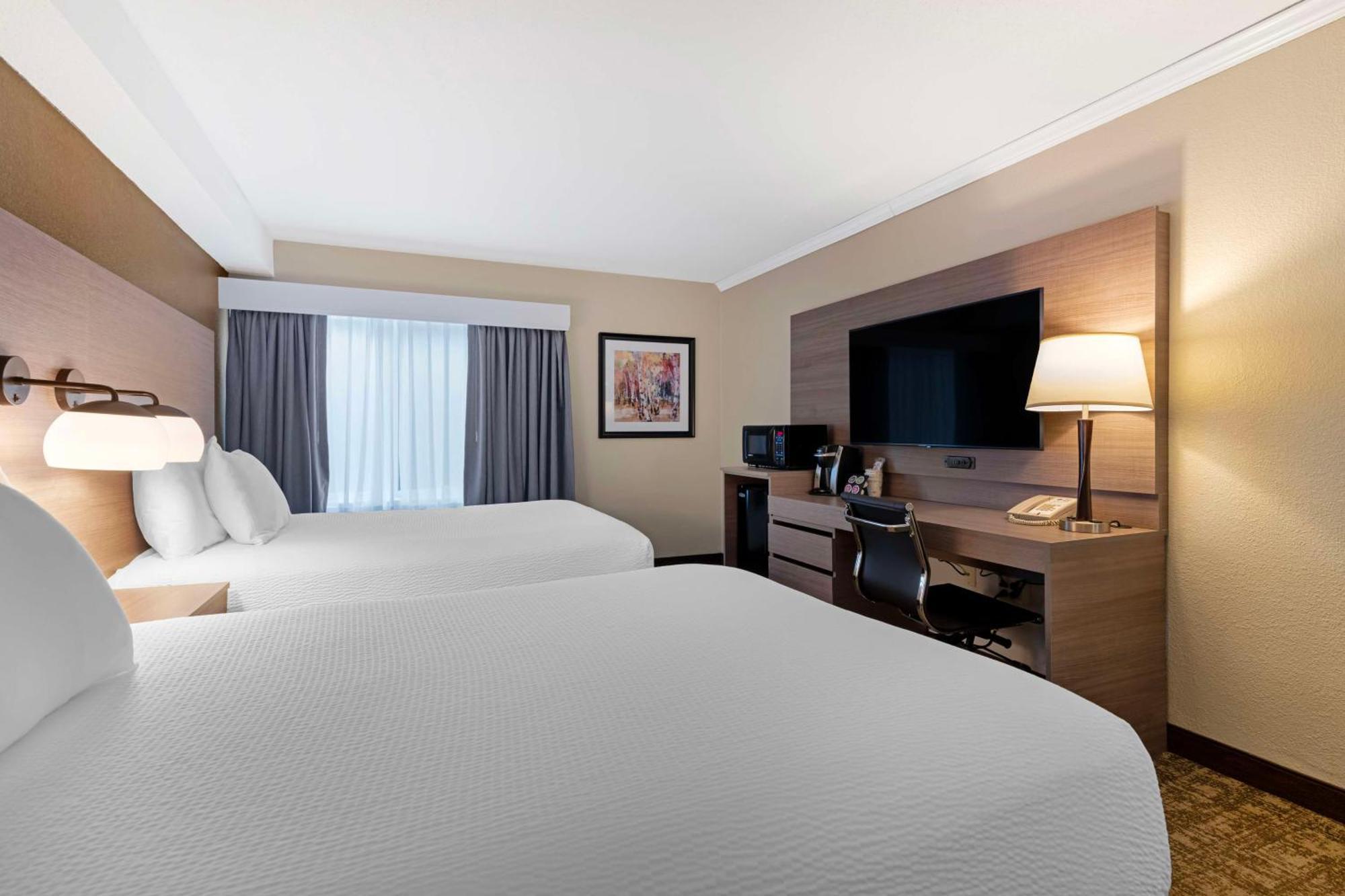 Best Western Plus Windjammer Inn & Conference Center Burlington Kültér fotó