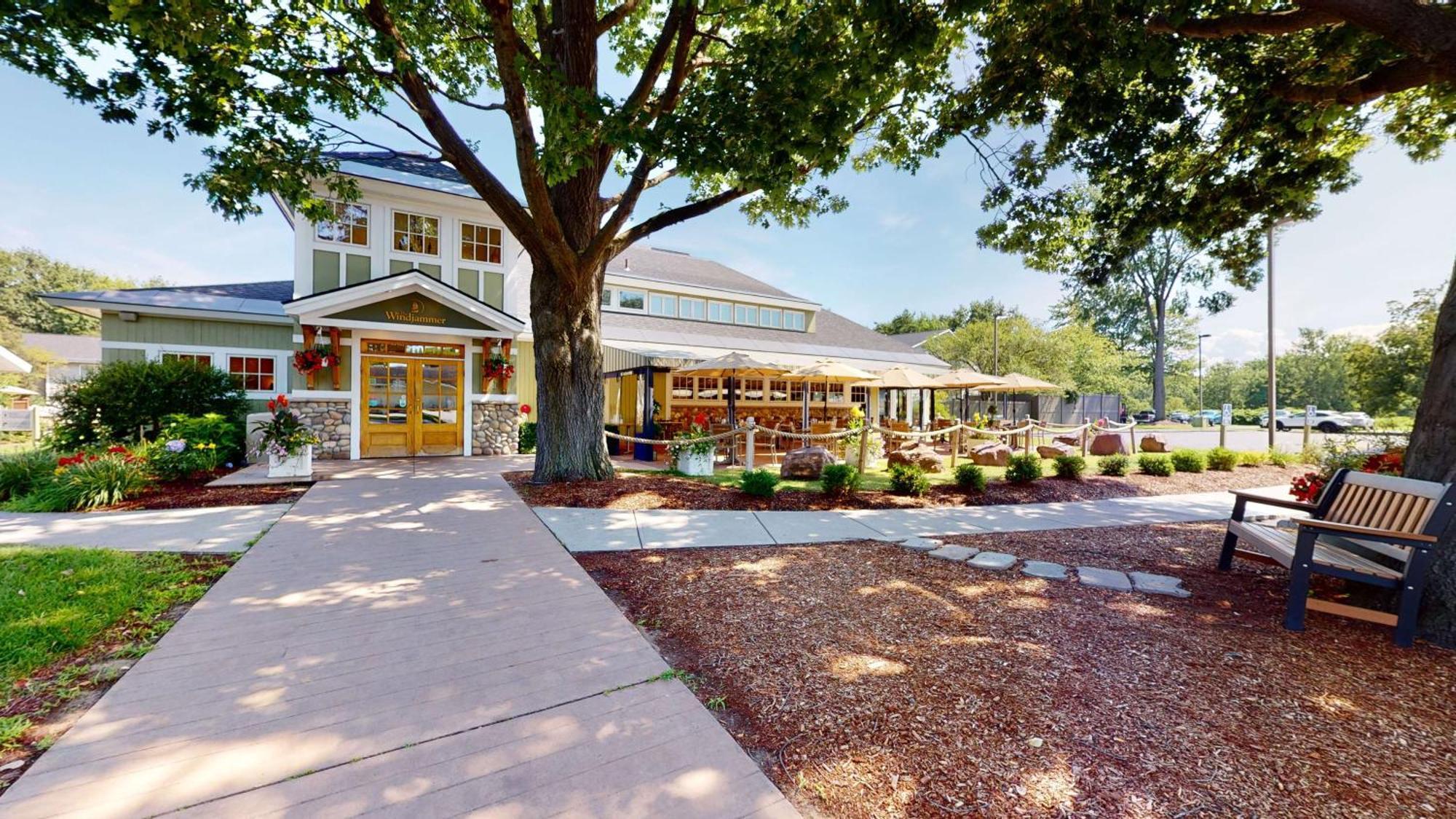 Best Western Plus Windjammer Inn & Conference Center Burlington Kültér fotó