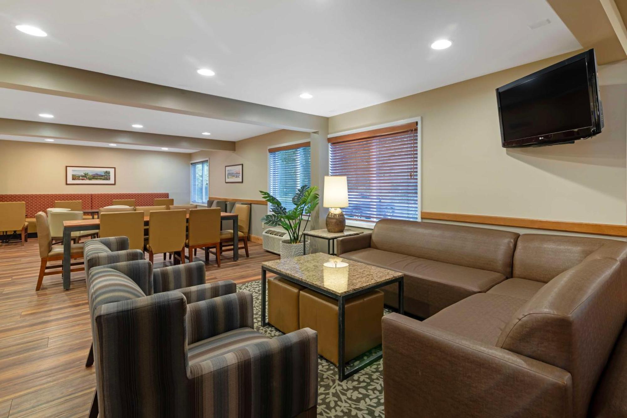 Best Western Plus Windjammer Inn & Conference Center Burlington Kültér fotó
