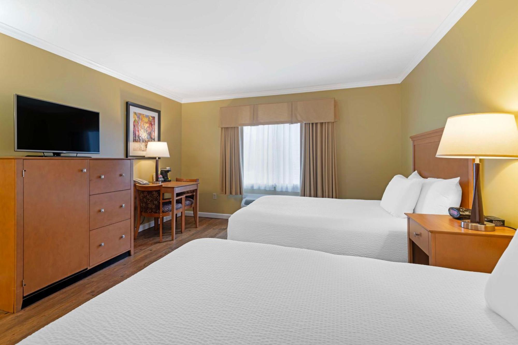 Best Western Plus Windjammer Inn & Conference Center Burlington Kültér fotó