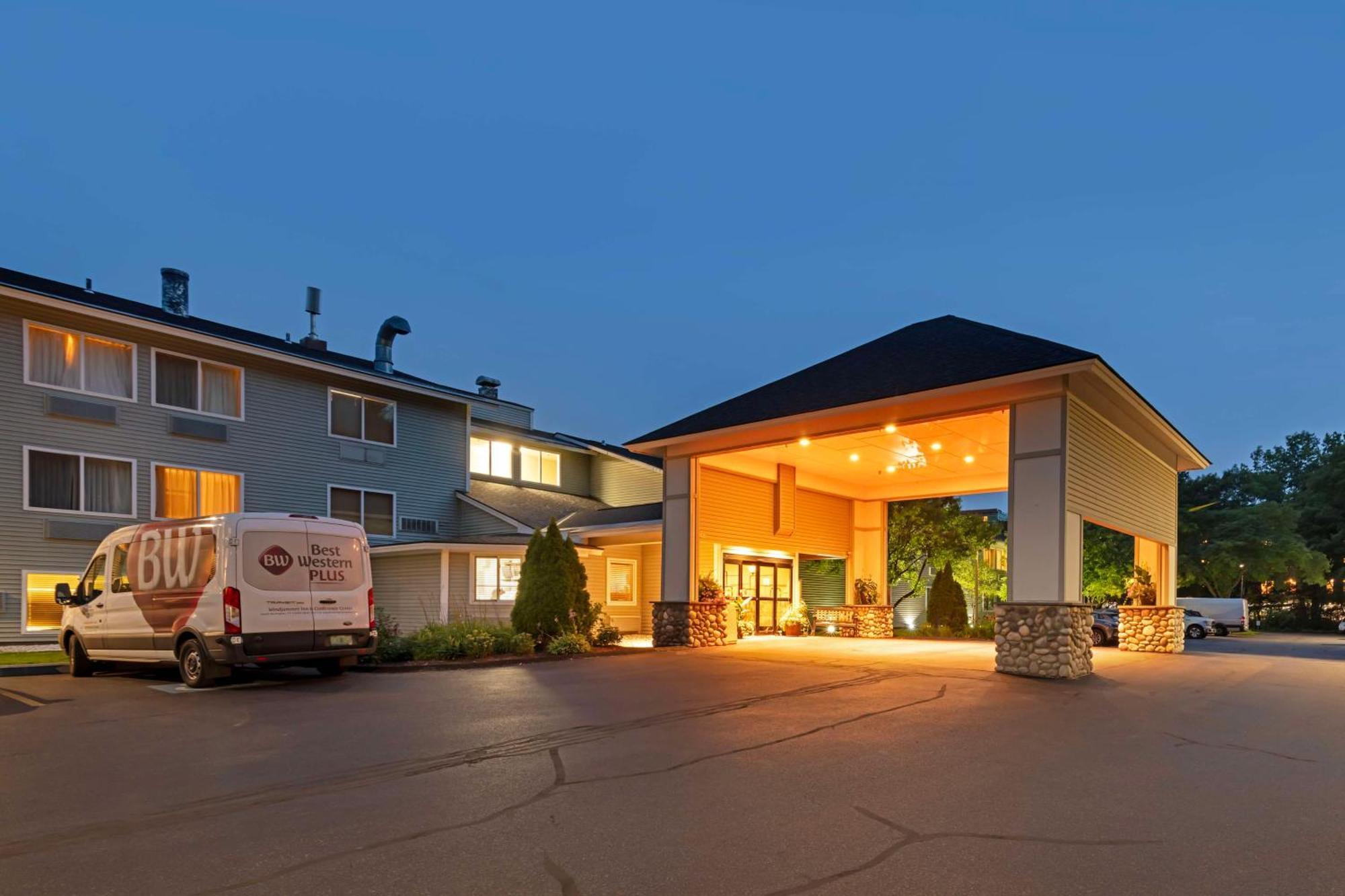 Best Western Plus Windjammer Inn & Conference Center Burlington Kültér fotó