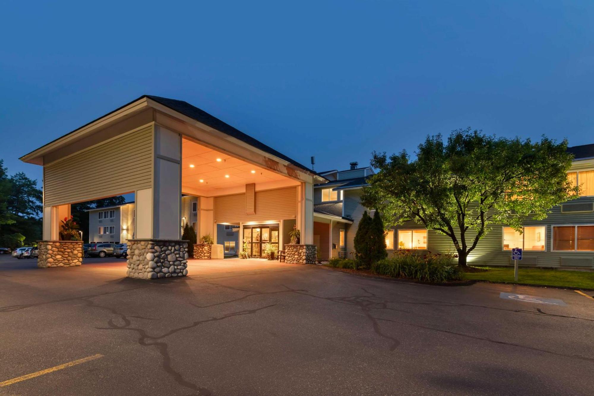 Best Western Plus Windjammer Inn & Conference Center Burlington Kültér fotó