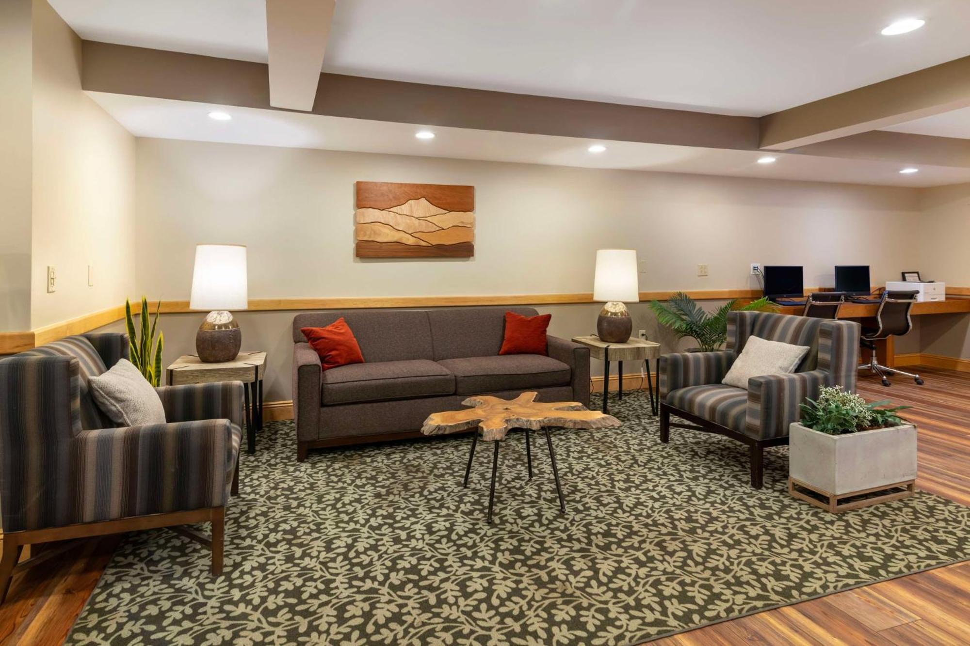 Best Western Plus Windjammer Inn & Conference Center Burlington Kültér fotó