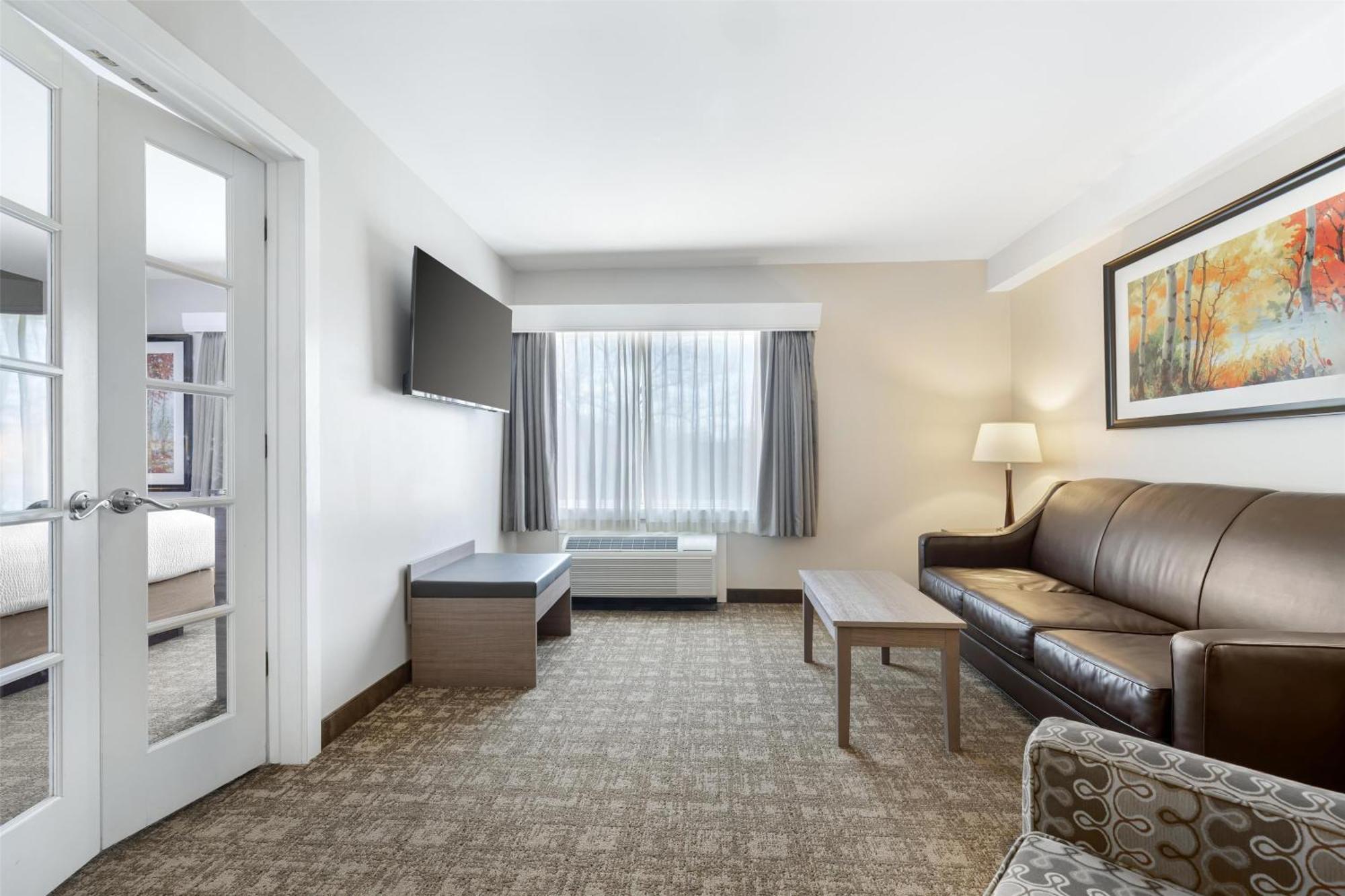 Best Western Plus Windjammer Inn & Conference Center Burlington Kültér fotó